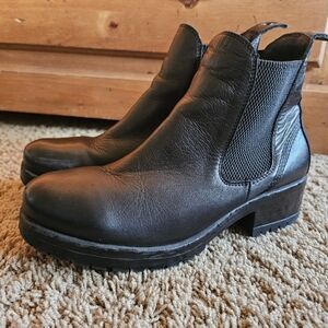 Bueno Florida Chelsea Boot Black Leather Sz 40
